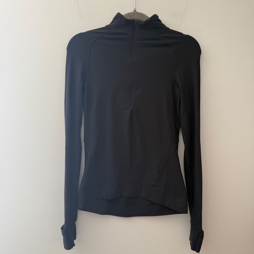 Lululemon Outrun the Elements 1/2 Zip sweater womens
Black Size 6